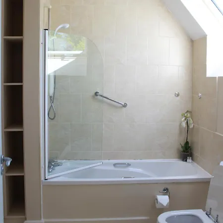 Ferienhaus 4 Bedroom With Wheelchair Accessible Bathroom 2km From Kenmare