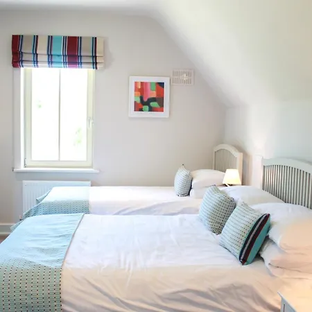 Ferienhaus 4 Bedroom With Wheelchair Accessible Bathroom 2km From Kenmare